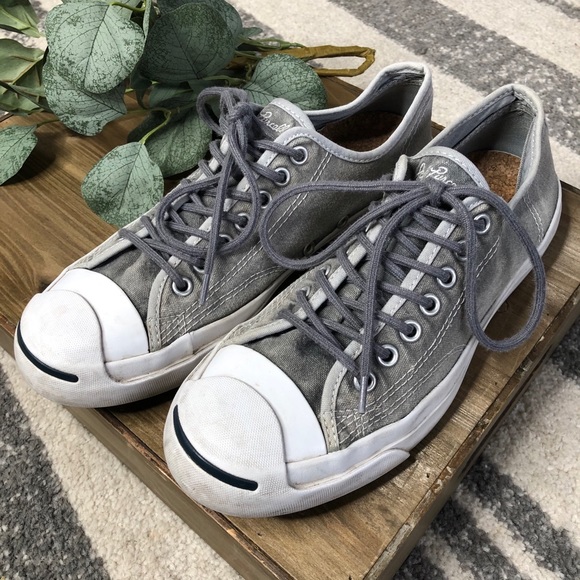 Converse Other - CONVERSE Grey Sneakers Size 8 EUC